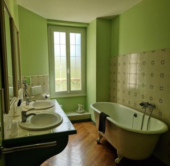 Номер Deluxe, Chateau De Viviez