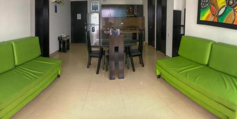 Apartamento 1 Dormitório com Sacada, Apartamentos Palmetto   Frente Al Mar