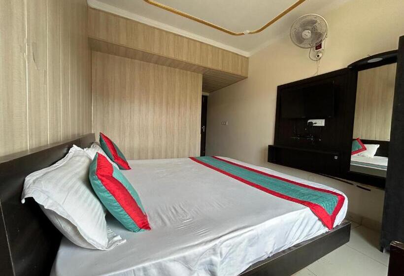 Quarto Estandar, Jp Regency