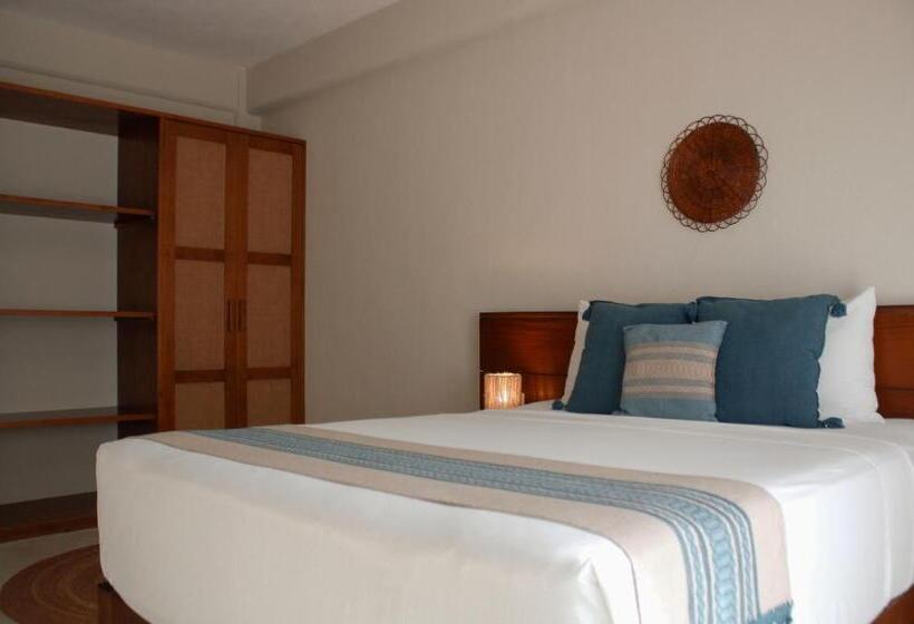 バルコニー付きジュニアスイート, Noah Beach Hotel & Suites