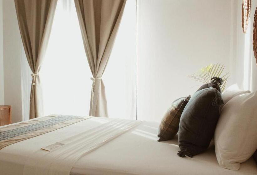 バルコニー付きジュニアスイート, Noah Beach Hotel & Suites