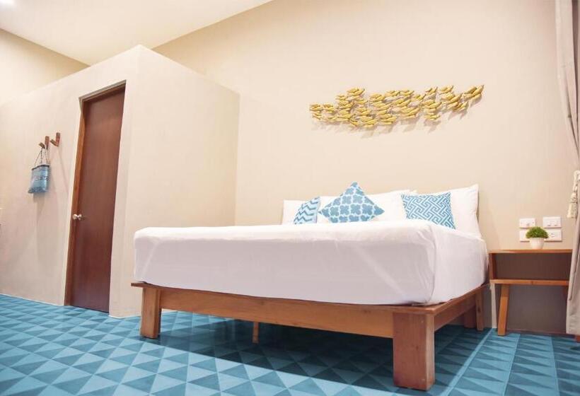キングサイズベッドのスイートルーム, Noah Beach Hotel & Suites