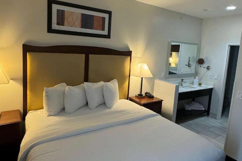 Люкс Адаптированный для Инвалидов, Best Western Plus Hannaford Inn & Suites