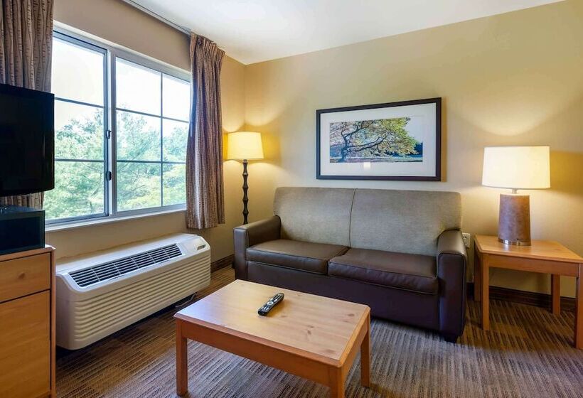 디럭스 스튜디오, Extended Stay America Suites  Piscataway  Rutgers University