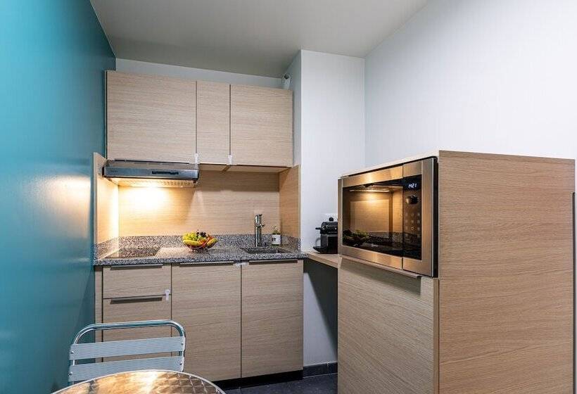 Студия Deluxe, Fraser Suites Paris La Défense