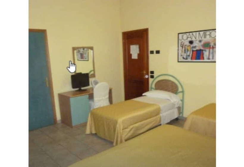 スタンダード４人部屋, Mediterraneo Palace