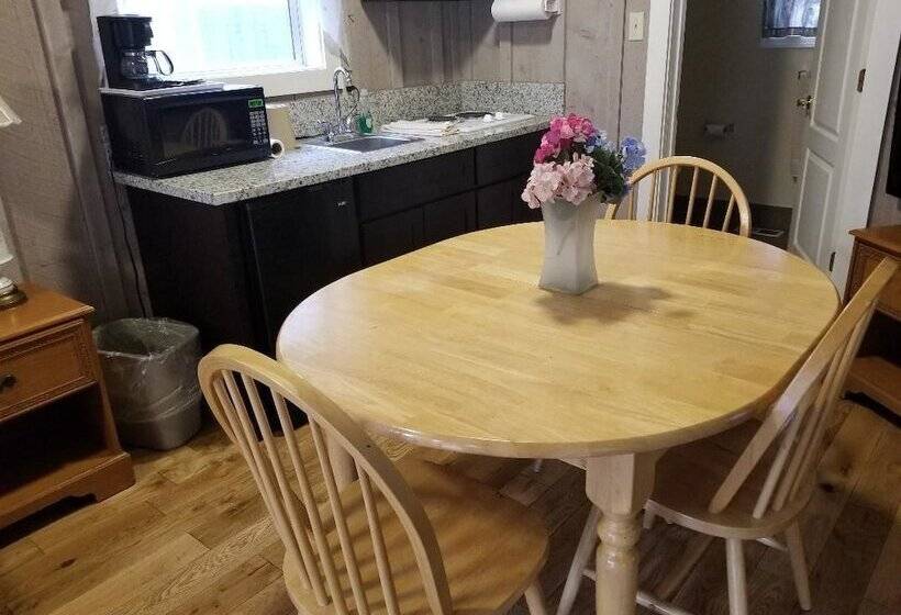 Дом 2 Спальни, Nevada City Inn