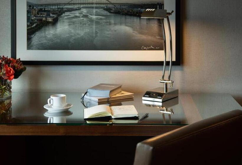 스탠다드 룸 킹사이즈 침대, The Paramount Hotel Portland