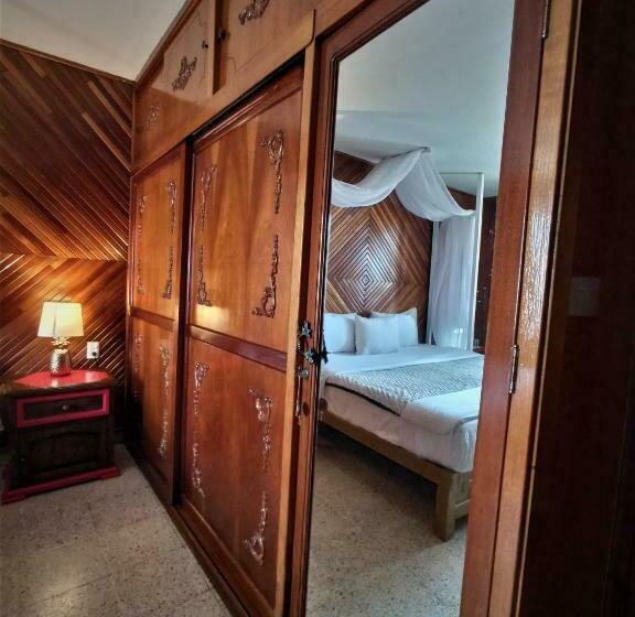 Habitación Superior Cama King, Kaza Muta