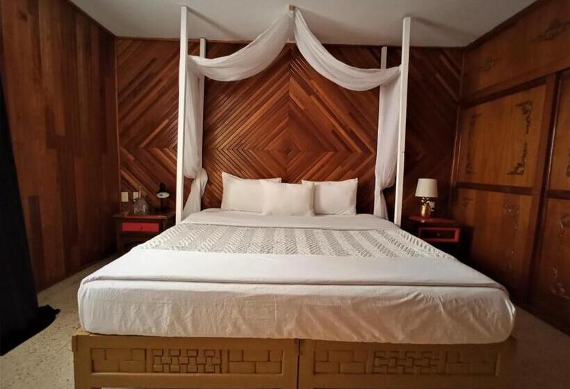 Habitación Superior Cama King, Kaza Muta