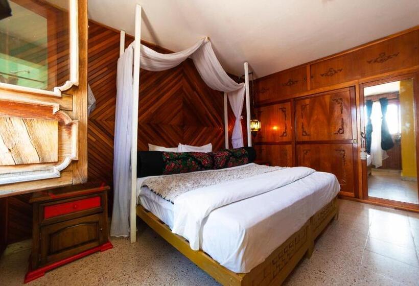 Habitación Superior Cama King, Kaza Muta