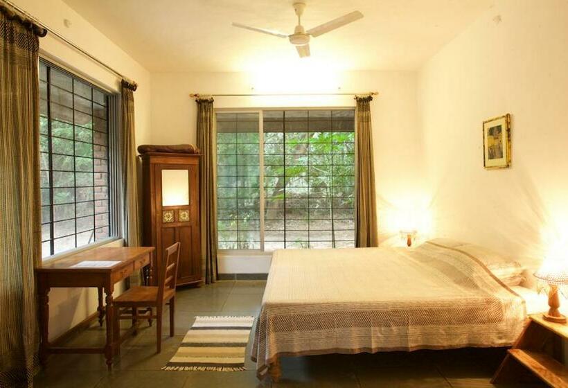 اتاق استاندارد با چشم‌انداز باغ, The Annex, Isai Ambalam Guest House