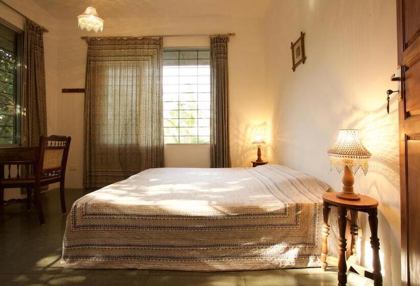 اتاق اکونومی, The Annex, Isai Ambalam Guest House