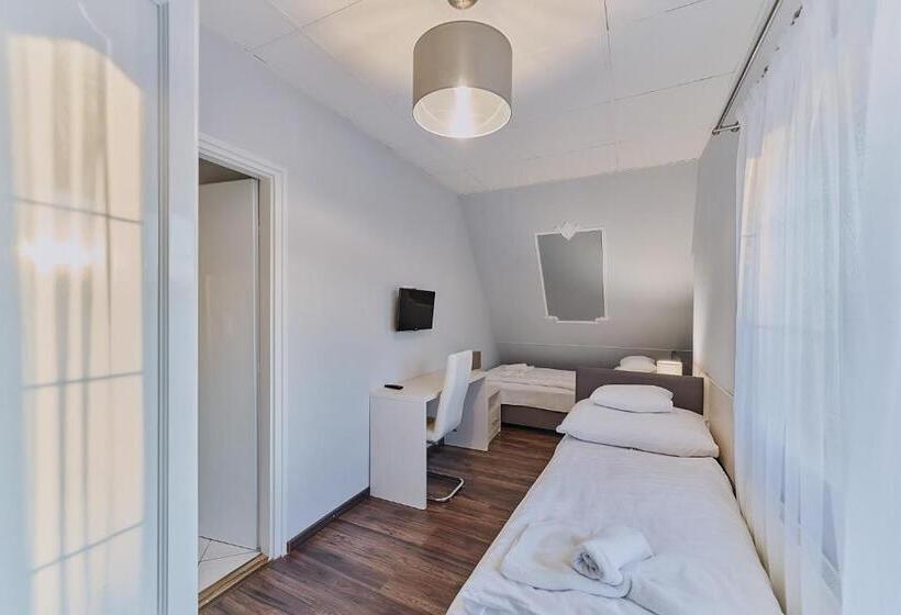 Апартаменты 2 Спальни с Балконом, Tokajer Wellness Panzió