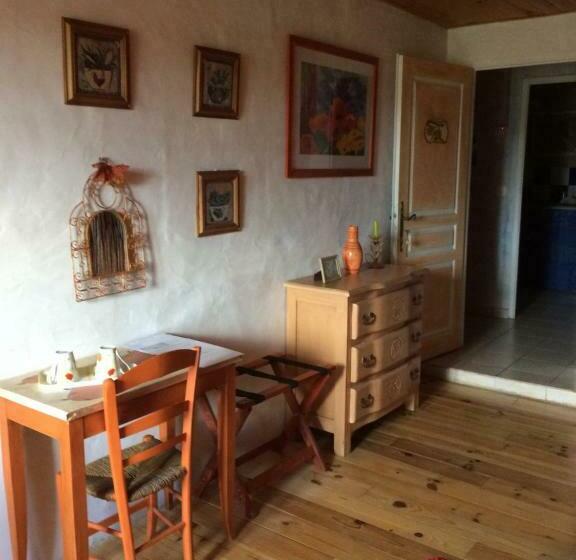 Номер Стандарт Трехместный, Chambres D Hôtes Gelous