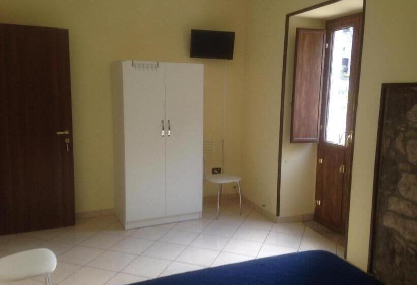 Номер Стандарт, La Fontanella B&b