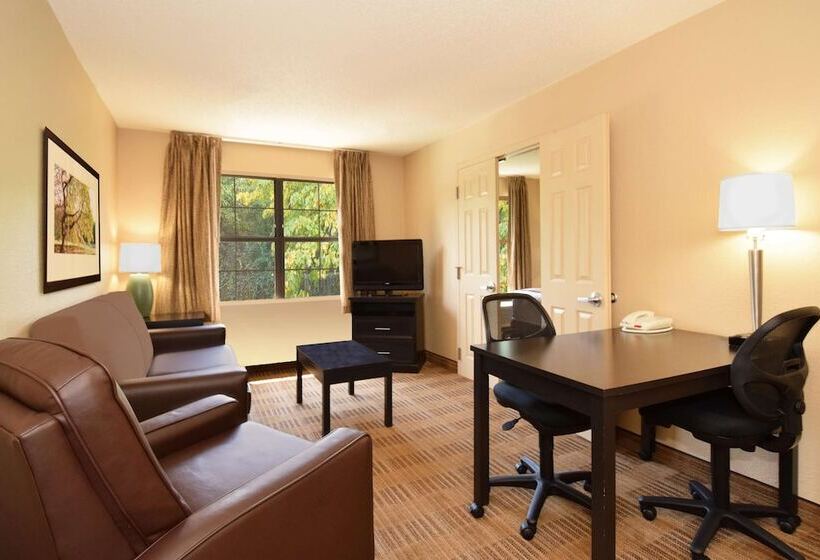 Люкс, Extended Stay America Suites  Portland  Hillsboro