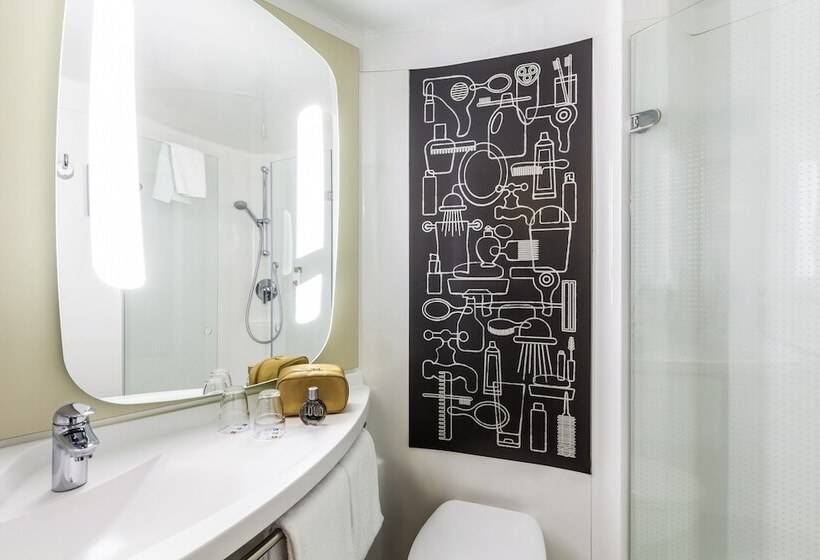 Номер Стандарт, Ibis Lyon Caluire Cité Internationale