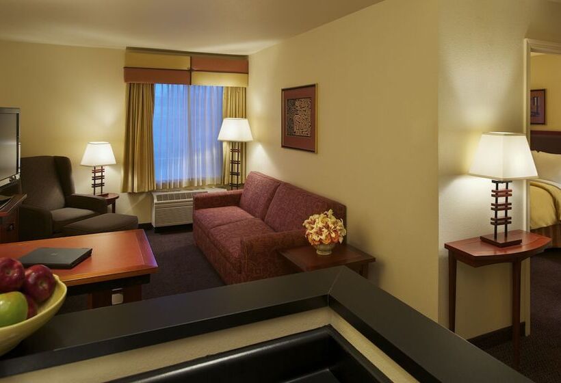 Люкс Адаптированный для Инвалидов, Larkspur Landing Extended Stay Suites Roseville