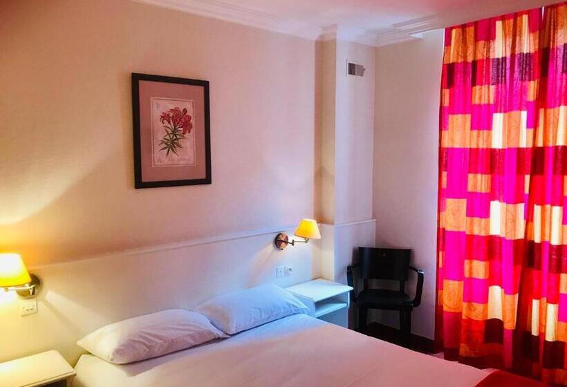 اتاق استاندارد یک نفره, Le Grand Hôtel