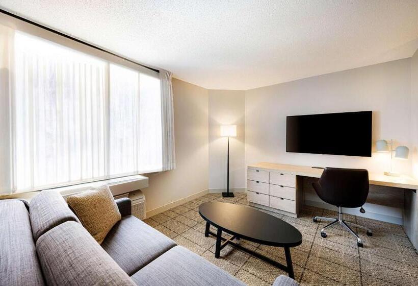 장애인을 위한 스위트, Sonesta Simply Suites Jersey City