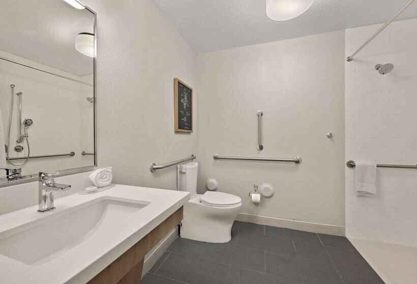 장애인을 위한 스위트, Sonesta Simply Suites Jersey City