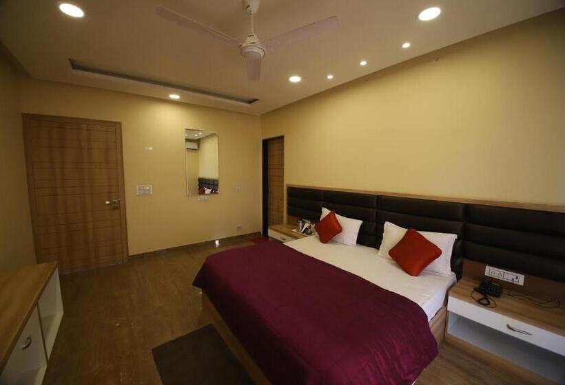 带大床的豪华间, Virat Resorts, Sariska Rajasthan