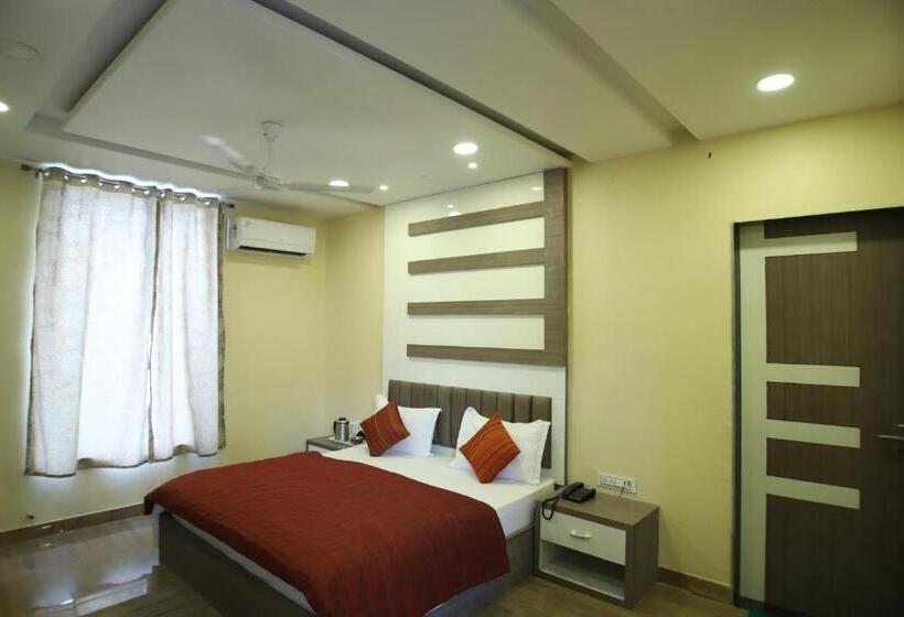 带大床的豪华间, Virat Resorts, Sariska Rajasthan