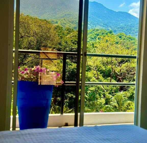 스탠다드 룸 산 전망, Tayrona Angel Lodge