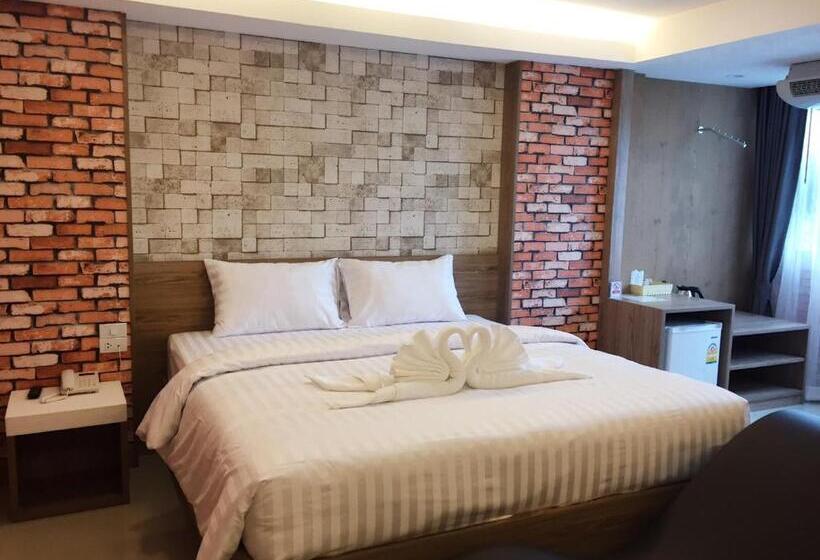 Номер Deluxe, Nava Grand