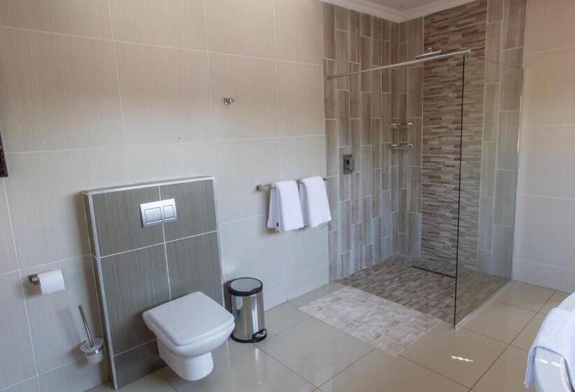 Люкс Повышенной Комфортности, Kareespruit Game Ranch & Guest House