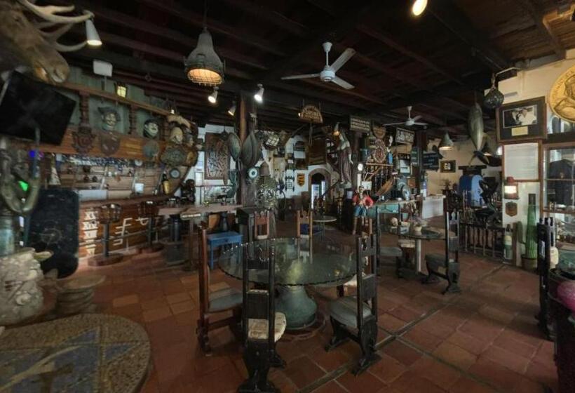 Номер Стандарт Трехместный, Hosteria Farallon Dillon