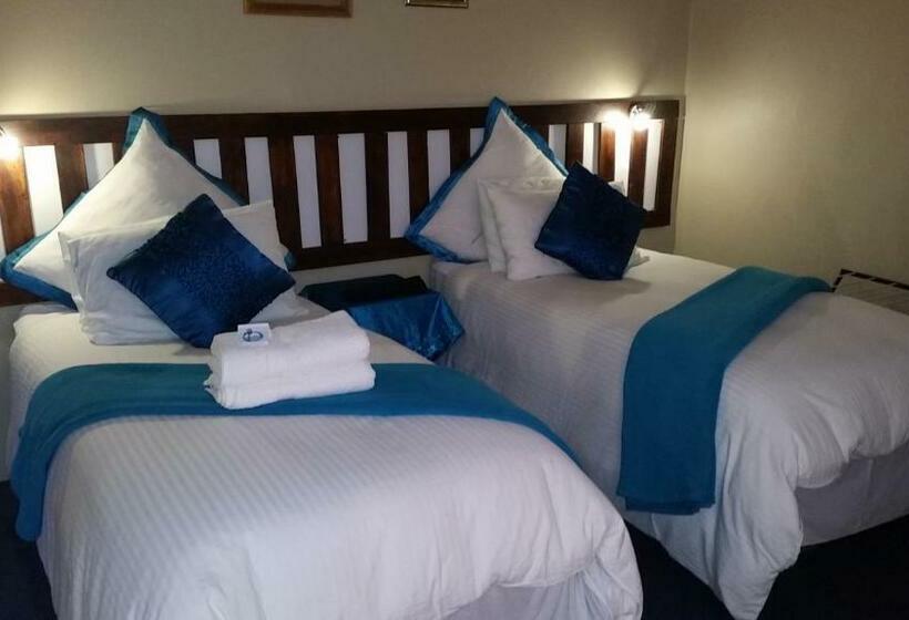 اتاق استاندارد, Obrigado Guest House