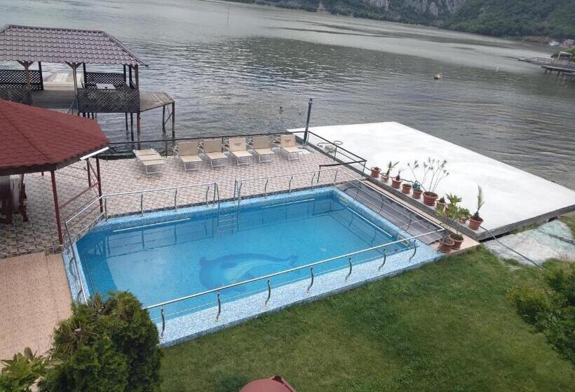 اتاق سوپریور, Casa Lucian