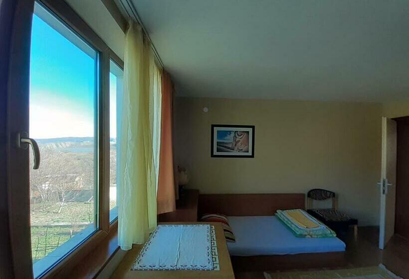 Номер Стандарт Трехместный, Mihaela Lake Retreat