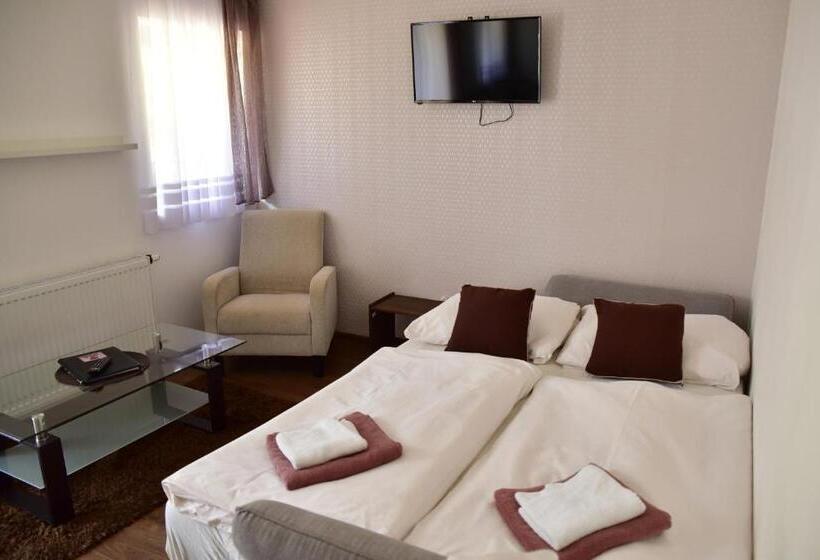 Семейный Номер, Pension U Krbu