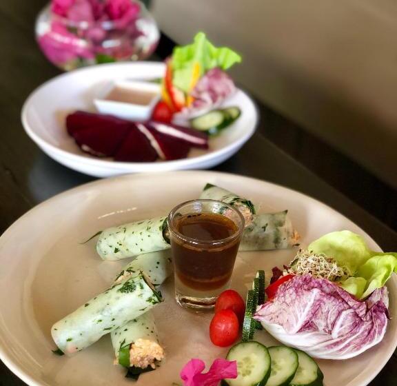 Номер Deluxe Одноместный, Thelifeco Wellbeing Phuket Detox Center And Vegan Hotel   Sha Plus