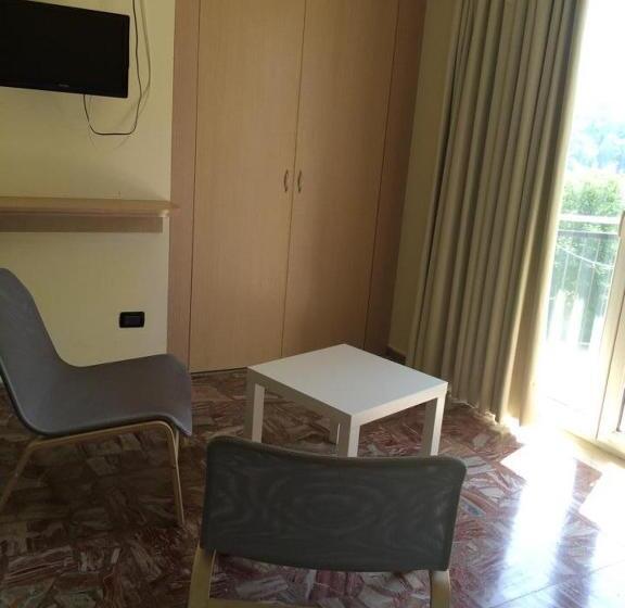 Номер Deluxe, Albergo Carpino