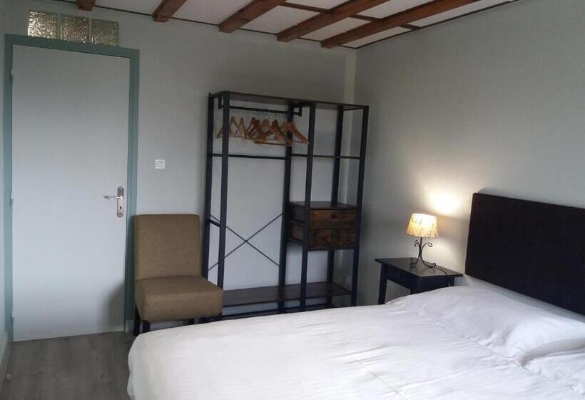 Дом 1 Спальня, Maison D'hôte La Grange Aux Ayres