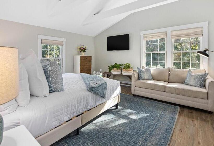 Quarto Superior Cama King, Lambert S Cove Inn & Resort