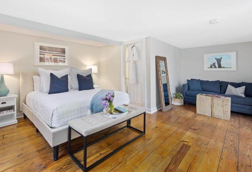 Quarto Superior, Lambert S Cove Inn & Resort