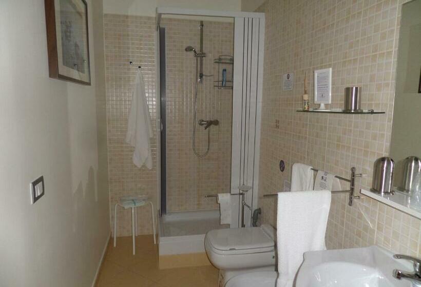 Номер Стандарт, B&b Palatium S.g