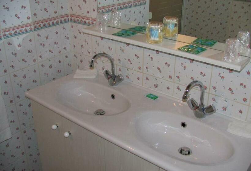 Семейный Номер, Auberge Du Blaisel