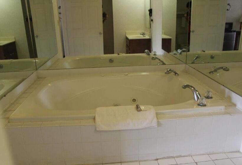 Suite met Kingsize Bed, Deerfield Inn