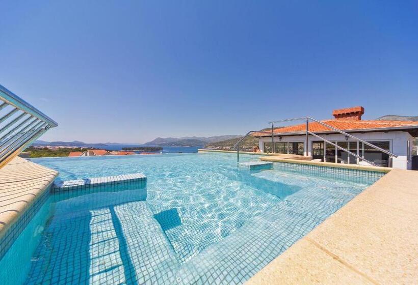 Апартаменты 1 Спальня с Террасой, Villa Antea Apartments