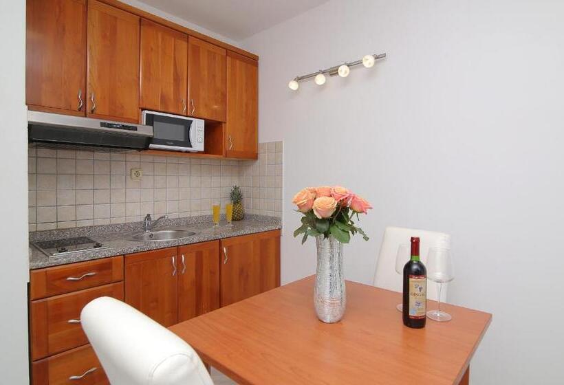 Студио Стандарт с Террасой, Villa Antea Apartments