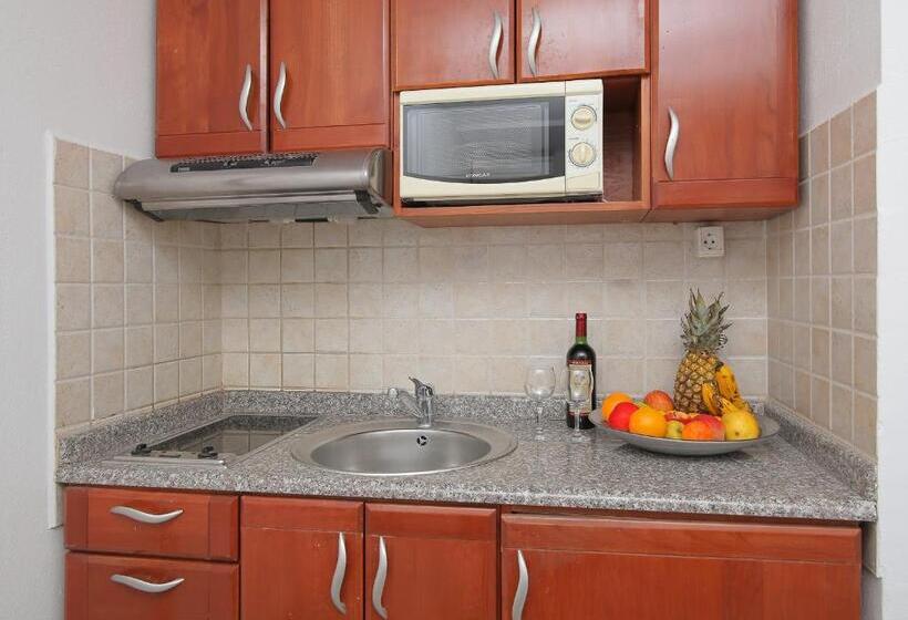 Апартаменты Deluxe 1 Спальня, Villa Antea Apartments