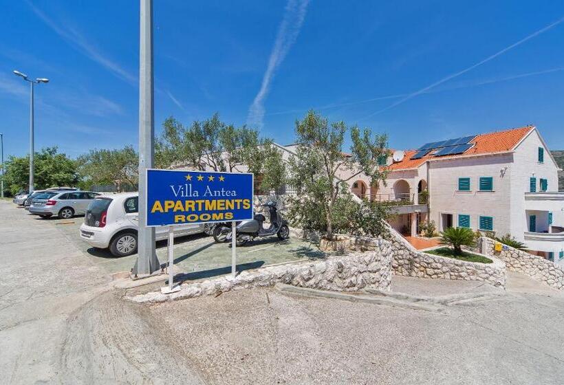 Superior 2-bedroom flat with sea view, Villa Antea Apartments