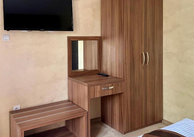 Номер Стандарт, Family Hotel Kontesa