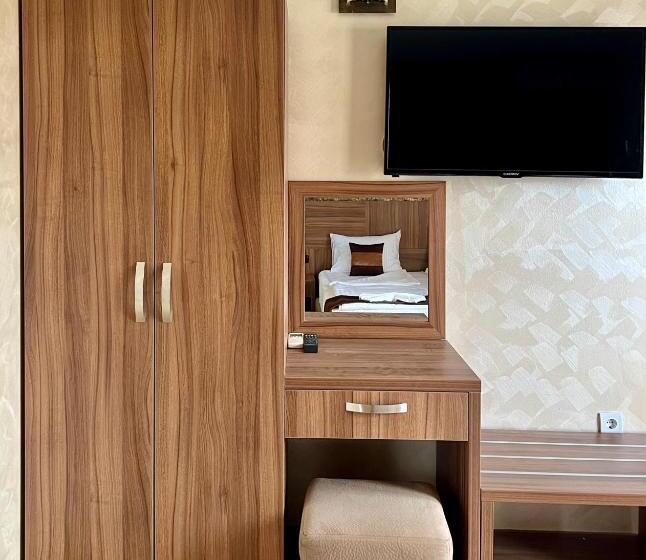 غرفة قياسية, Family Hotel Kontesa